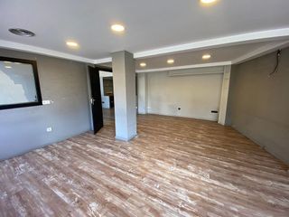 Local comercial en alquiler en Centre en Figueres