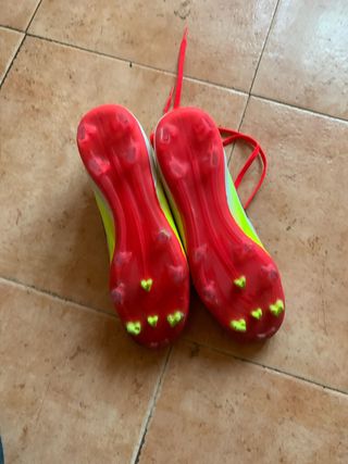 Botas de fútbol F50