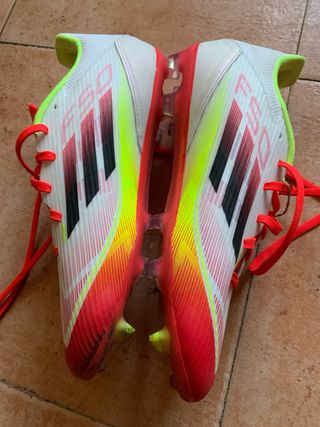 Botas de fútbol F50