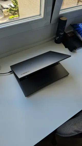 Acer TravelMate P2 16 Intel Core i5 16GB RAM 512GB