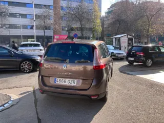 Renault Grand Scenic 2010