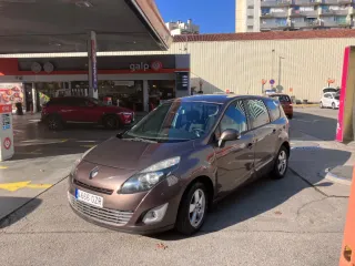 Renault Grand Scenic 2010