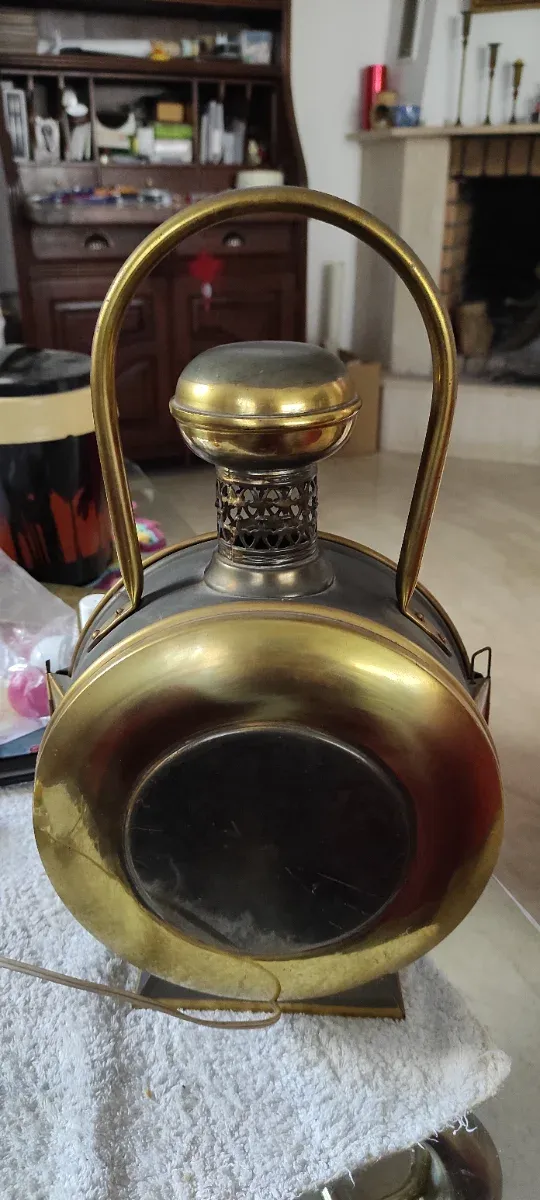 Lámpara de mesa antigua metal y cristal