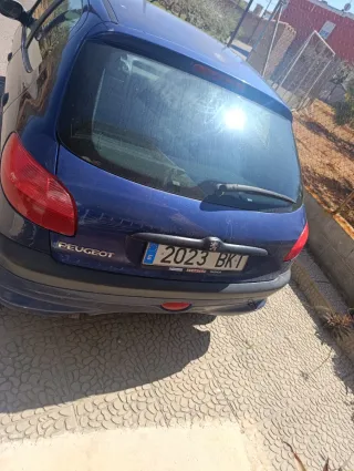 Peugeot 206 2002