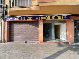 Local comercial en alquiler en Centre - Colomeres - Rambles en Gavà