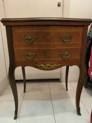 Mesa antigua máquina coser madera