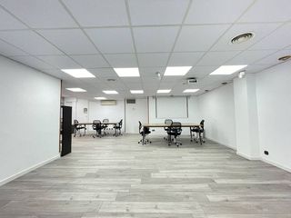Oficina en alquiler en La Nova Esquerra de l'Eixample en Barcelona