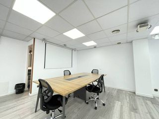 Oficina en alquiler en La Nova Esquerra de l'Eixample en Barcelona