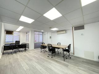 Oficina en alquiler en La Nova Esquerra de l'Eixample en Barcelona