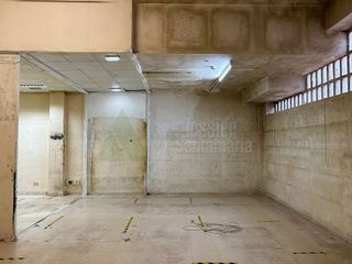 Local comercial en alquiler en El Llano en Gijón