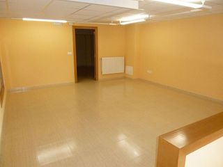 Local comercial en alquiler en Almansa