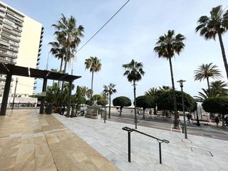 Local comercial en alquiler en Playa Bajadilla - Puertos en Marbella