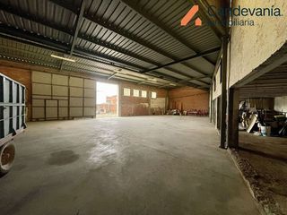 Nave industrial en alquiler en Zuera