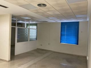 Local comercial en alquiler en Centro en Antequera