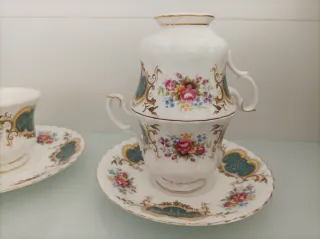 Set di 6 tazze e piatti Royal Albert in porcellana