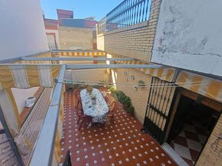 Casa adosada en venta en Lepanto en Mairena del Aljarafe