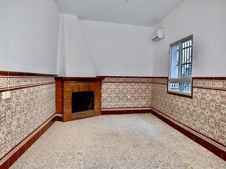 Casa adosada en venta en Umbrete