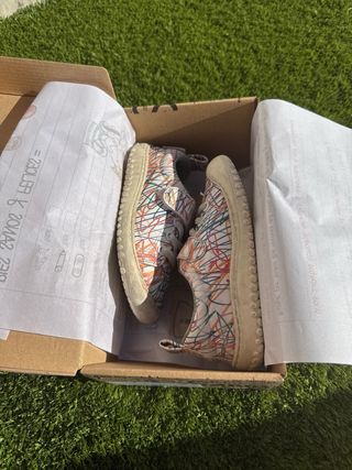 Zapatos respetuosos de Zapato Feroz. Talla 25