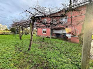 Chalet en venta en Ares