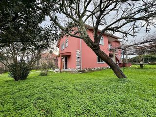 Chalet en venta en Ares