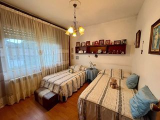 Chalet en venta en Ares