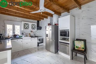 Chalet en venta en Atarfe