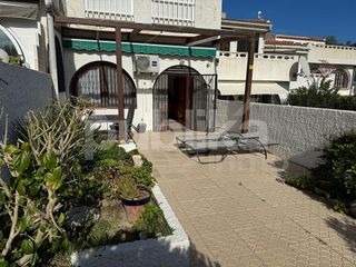 Casa adosada en venta en Nueva Torrevieja - Aguas Nuevas en Torrevieja