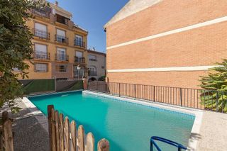 Chalet en venta en Zubia (La)