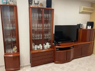 Mueble comedor y mesa comedor 90x90 y 5 sillas