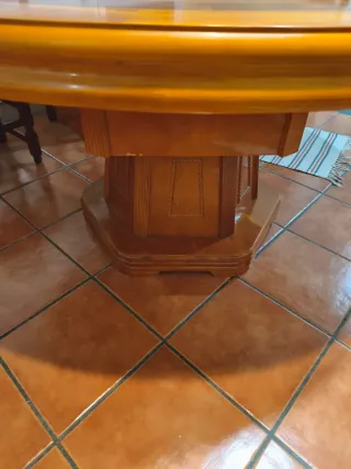 Mesa redonda antigua madera y cristal