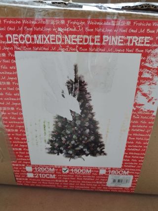 Árbol de Navidad verde. Solo entrega en mano.