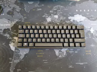 Teclado Gamer Razer Compacto Negro