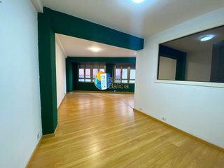 Local comercial en venta en Ribeira
