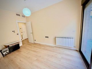 Oficina en venta en La Granja en Zaragoza