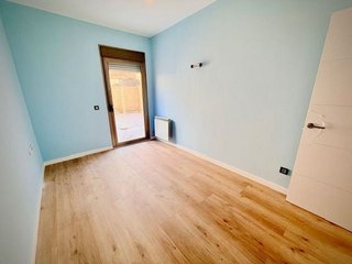 Oficina en venta en La Granja en Zaragoza