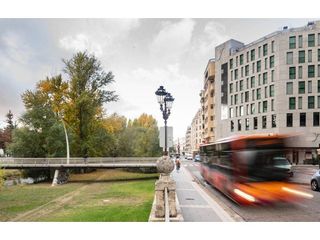 Piso en venta en Plaza España - Villa Pilar - Reyes Católicos - Vadillos en Burgos