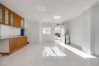 Local comercial en venta en Playa de los Locos en Torrevieja