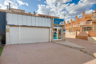 Local comercial en venta en Playa de los Locos en Torrevieja