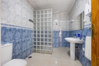 Local comercial en venta en Playa de los Locos en Torrevieja