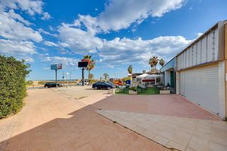 Local comercial en venta en Playa de los Locos en Torrevieja