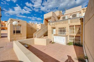 Local comercial en venta en Playa de los Locos en Torrevieja