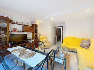 Piso en venta en San Pedro de Alcántara pueblo en Marbella