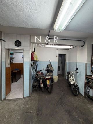 Local comercial en venta en Ensanche - Sar en Santiago de Compostela