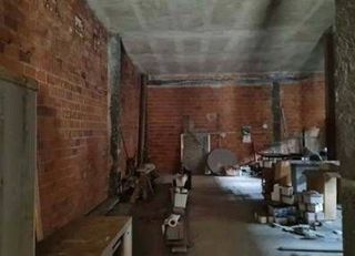 Local comercial en venta en El Llano en Gijón