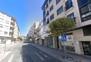 Edificio en venta en Universidad en Ourense