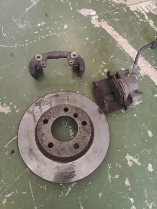 Frenada BMW E36 320i (Disco y Pinza)