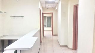 Local comercial en alquiler en Centre en Hospitalet de Llobregat, L´