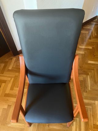 Sillón de salón madera y polipiel