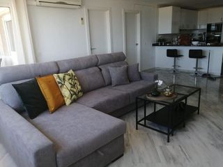 Piso en alquiler en Torrequebrada en Benalmádena