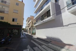Local comercial en alquiler en Zona Puerto Deportivo en Fuengirola